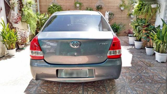 Toyota Etios 1.5 Sedan 2013 Flex Conservado IPVA e Licenciamento 2020 Pagos - Foto 8