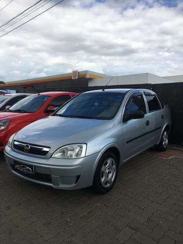 Corsa sedan 1.4 2009 - Foto 2