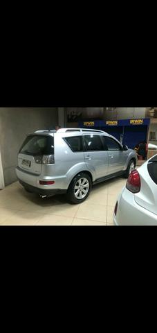 Mitsubishi Outlander 2010 - Foto 2