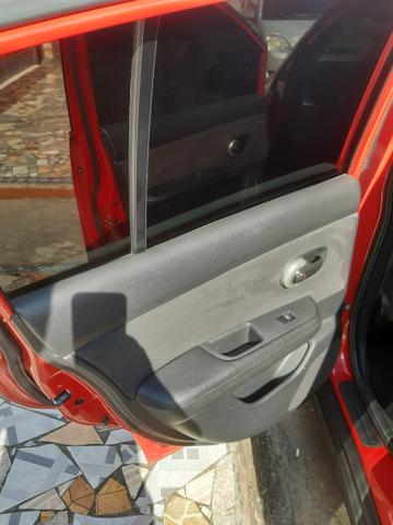 Tiida 1.8 S 16v 2008 automático GNV 16m 5 geração ACEITO OFERTA JUSTA!!!!!!!!! - Foto 7