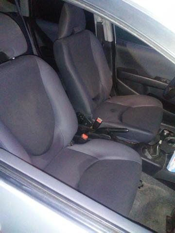 Vendo honda fit 06 - Foto 5