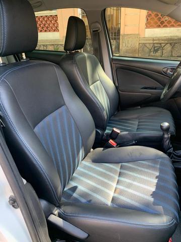 Etios 1.5 xs 2016 mt - Foto 16