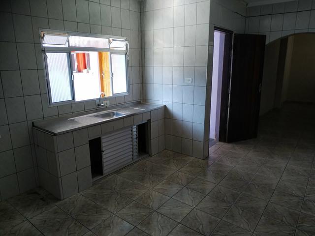 Casa 3 cômodos com garagem portão automatizado - Foto 5