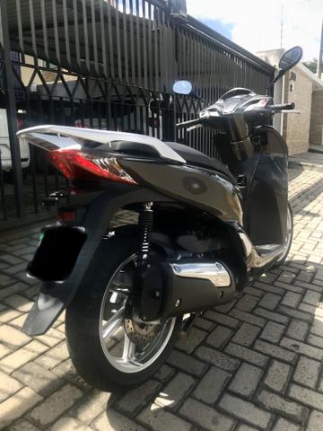 Honda SH300 - Estado de zero - Km Baixa! - Foto 4