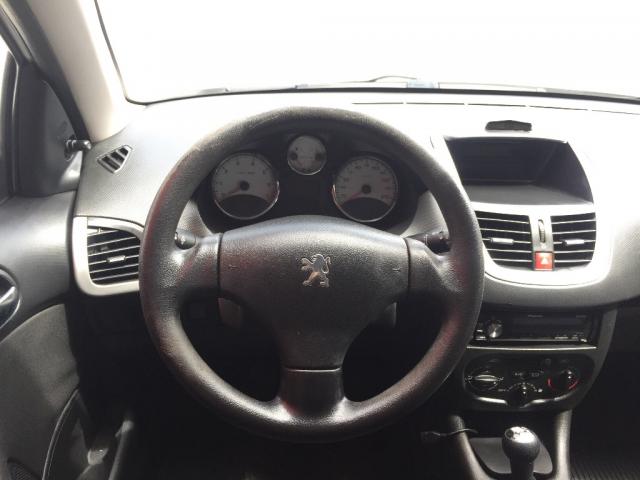Peugeot 207 XR 1.4 Flex 8V 5P - Foto 7