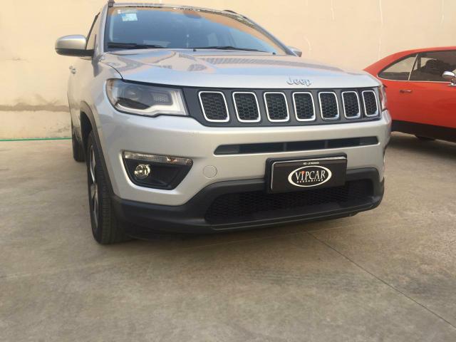 Jeep compass longitud 2018