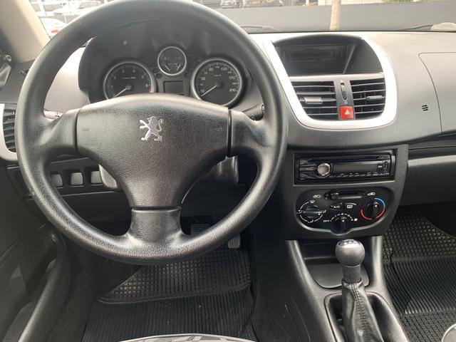 Peugeot 207 Completo 1.4 Flex 2011 impecável - Foto 11