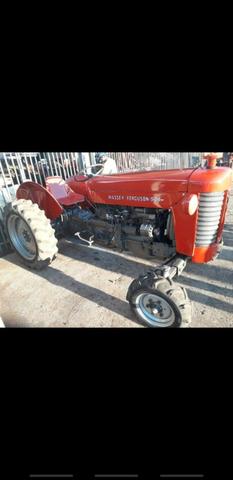 VENDO TRATOR MASSEY FERGUSON 50x CAFEEIRO