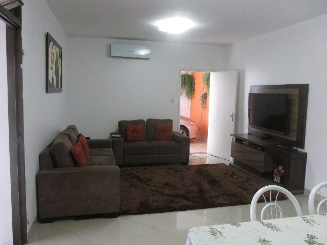 Agio Sobrado no Centro (tem 2 Apart de 3q parte de cima) aceita Chacara - Foto 4