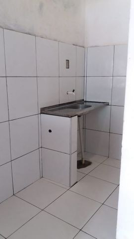 Alugo casa Parangaba próximo ao extra e north shopping jóquei - Foto 2