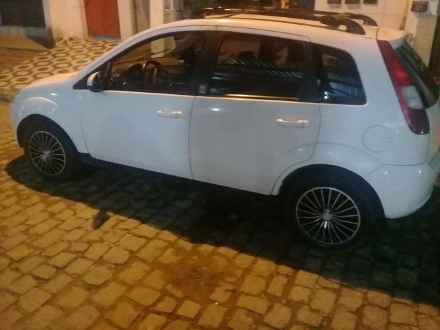 Vende-se Fiesta