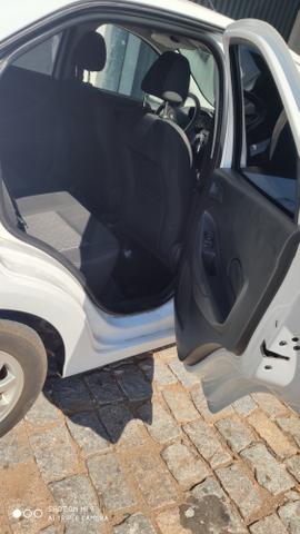 Ford ka+ (sedan) 1.0 15/15 - Foto 3