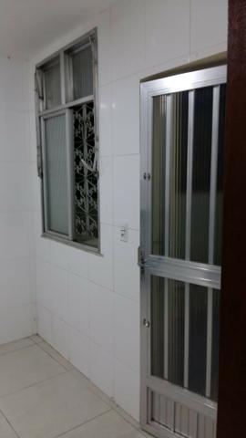 Alugo casa reformada no Engenho Novo, sala, 03(três) quartos e dependências - Foto 13