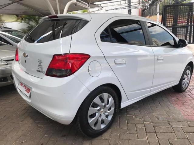 Chevrolet Onix 1.4 LT Flex baixo km - Foto 6