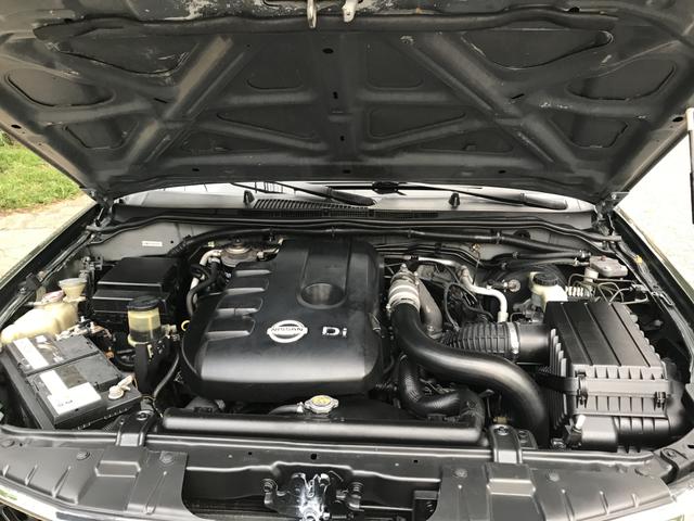 NISSAN FRONTIER LE 4x4 aut Diesel - Foto 11