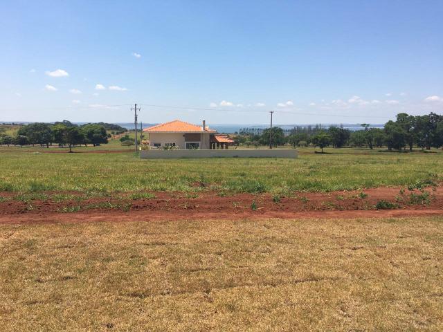 Lindo terreno em condominio rivieira de santa cristina IV em avaré - Foto 2