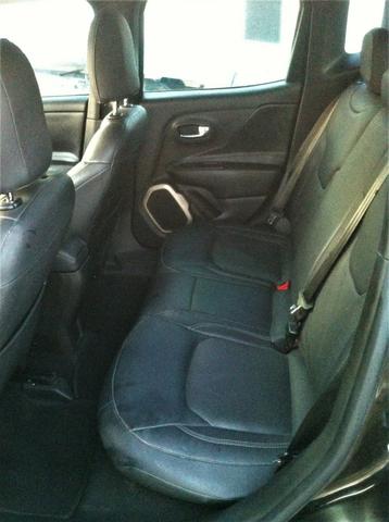 Jeep Renegade Sport 2015/2016 - Foto 11