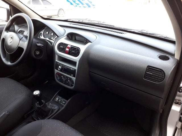 GM-Corsa Hatch 09 Premium 1.4 Flex, Troco e Financio - Foto 17