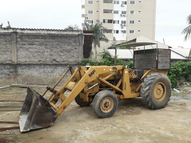 Máquina carregadeira pula pula massey Ferguson - Foto 3