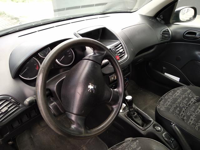 Vendo ou troco Peugeot hoggar 2013 R$ 18.500 - Foto 3