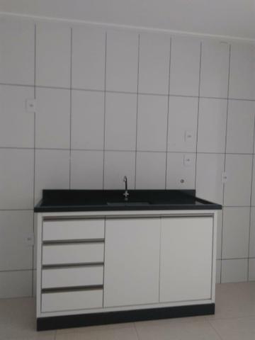 Alugo apartamento no Tomba próximo a praça - Foto 5