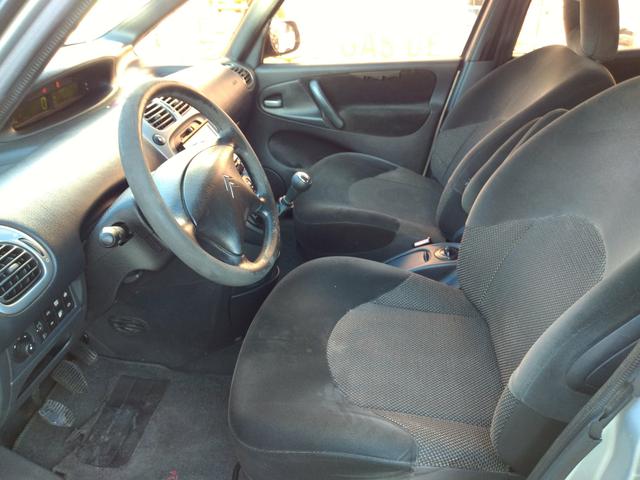 Xsara Picasso super conservado