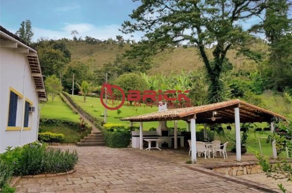 Majestosa fazenda com 87 hectares em pessegueiros, teresópolis/rj - Foto 2