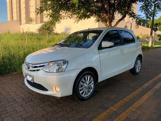 Etios 1.5 XLS