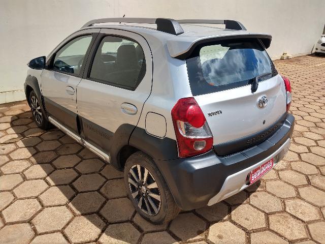 Etios hb Cross 1.5 - Foto 4