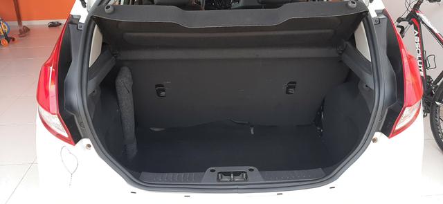 New Fiesta 1.6 - 2013/2014 Automático - Foto 15