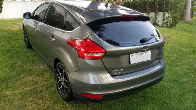 Ford Focus Titanium Powershift 2.0 estado de novo, apenas 33.000km!! - Foto 2