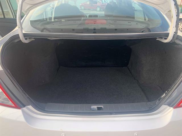 NISSAN VERSA 2017/2017 1.0 12V FLEX S 4P MANUAL - Foto 9