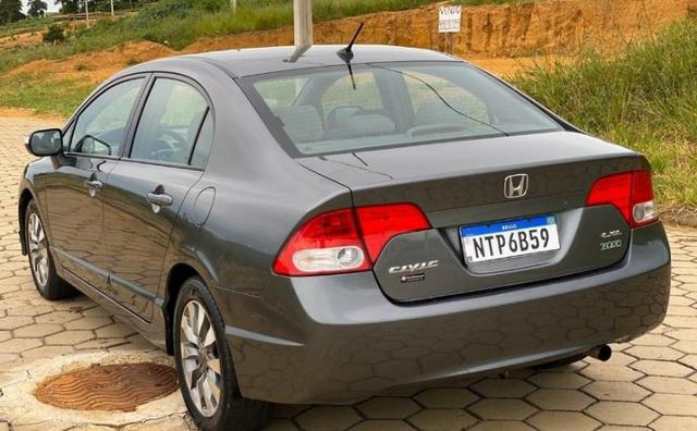 Honda Civic 2010/2011 - Foto 2