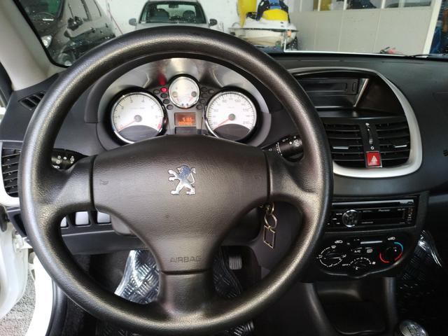 Peugeot 207 Xr 1.4 Branco Completo - Foto 12