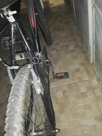 Bicicleta aro 24 em Camaçari - Foto 4