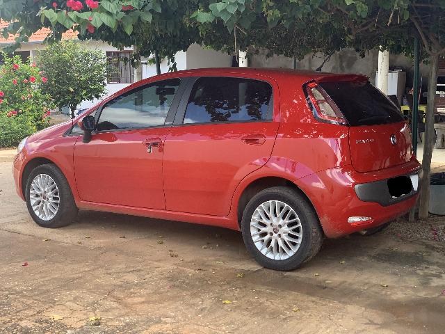 Fiat Punto essence 1.6 2013/2014, 5P/117CV - Foto 4