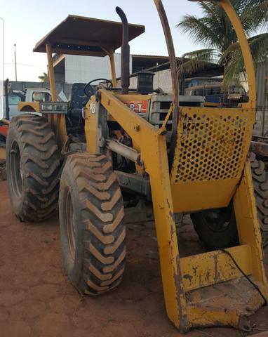 Trator CBT 8260 4x4 com Lâmina - Foto 3