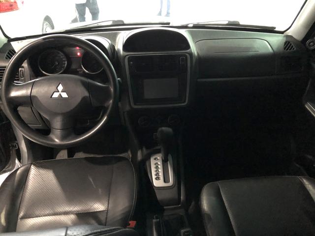 Pajero TR4 2.0 Flex 4x4 Automática 2012 - Foto 6