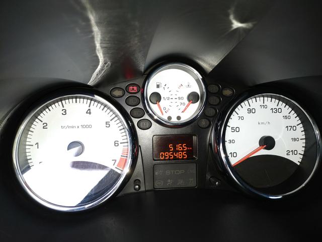 Peugeot 207 Xr 1.4 Branco Completo - Foto 15