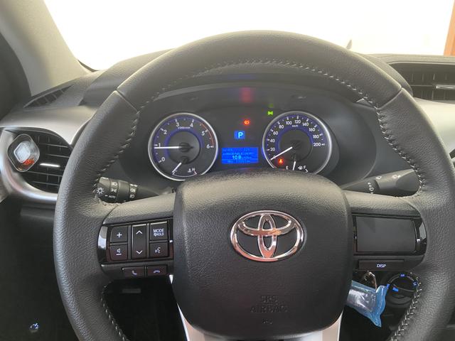 HILUX SR 4x4 DIESEL AUT 2019 - Foto 4