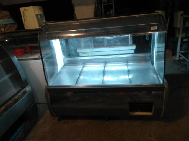 Balcão de açougue 220w entrego, parcelo no cartão - Foto 2