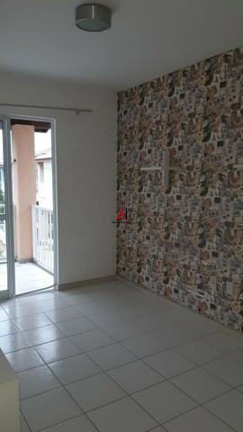 Casa 4/4 Stella Maris solta, Cond fechado, infraestrutura completa, com área, armários - Foto 8