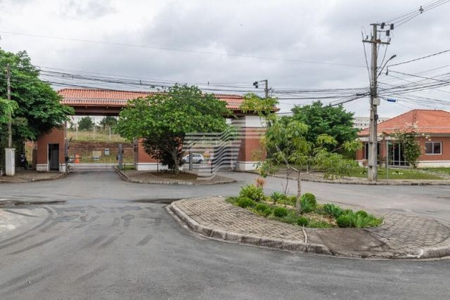 Sobrado em Condomínio no Pinheirinho - Foto 2