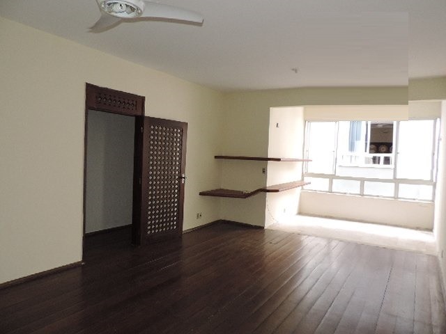 Ed Zurich Meireles Amplo 132m2 2vagas escada liga 9 8 7 4 8 3 1 0 8 Diego9989f