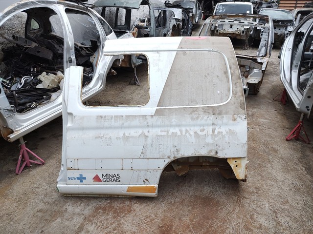 Lateral traseira esquerda Partner Berlingo Original 