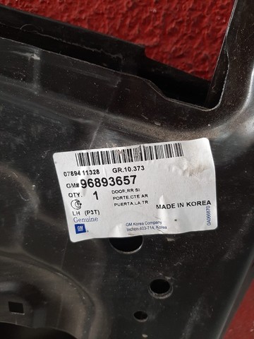 Porta traseira esquerda sonic sedam - Foto 4
