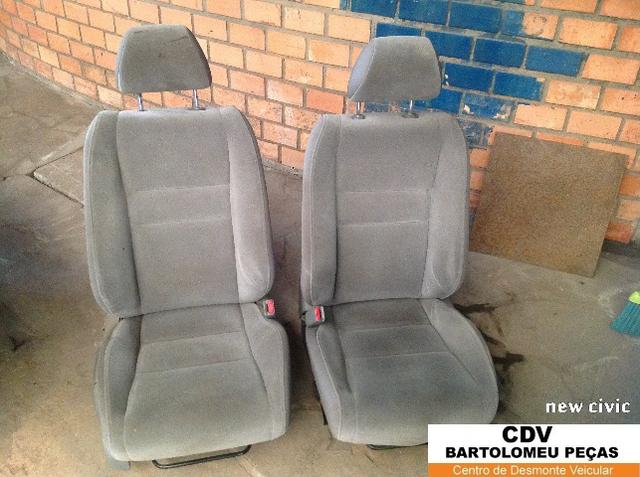 Bancos Dianteiros new civic