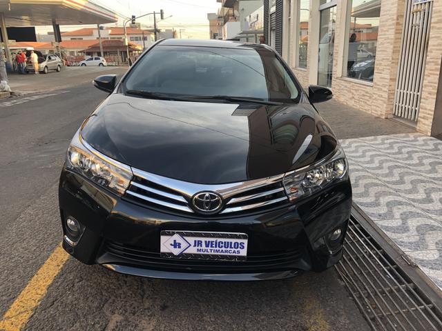 Corolla GLi 2017 Top Completo (JR VEÍCULOS)