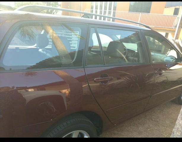 Vendo Filder Corolla 2005 automático - Foto 4