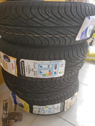 Pneus novos
